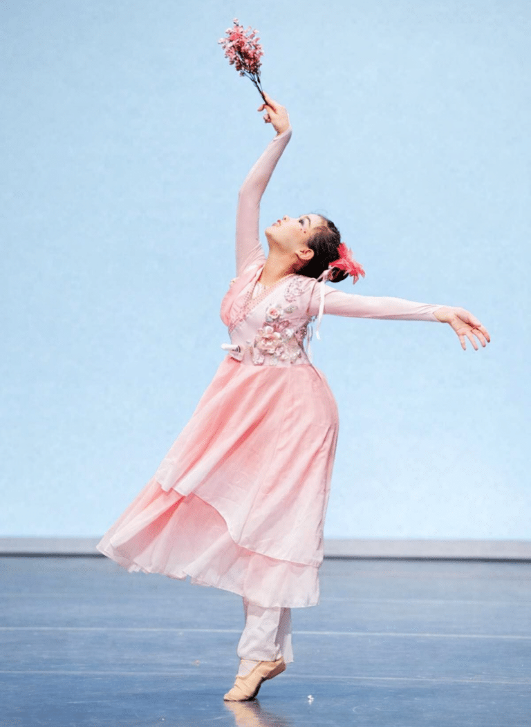 Home 11 Award-winning student solo dance performance Tang Dance Academy